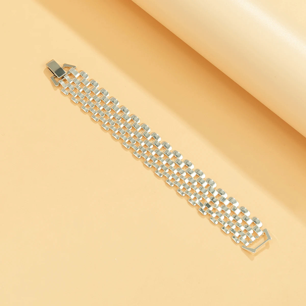 Punk Wide Lattice Chain Bracelet – Trendy Chunky Hand Chain for Women