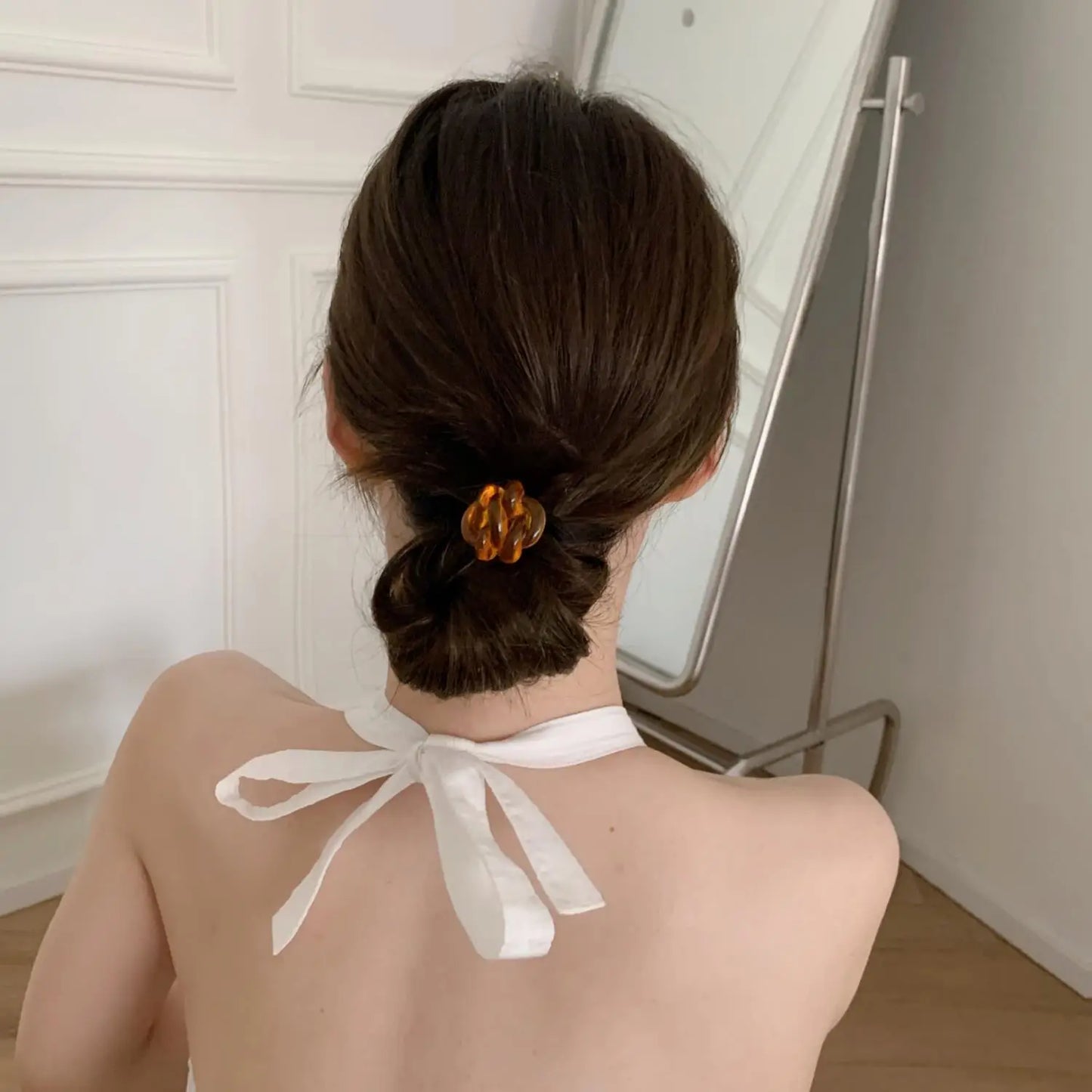 Women's Cute Thread Ball Elastic Hair Tie – Fashion Scrunchie Accessory
